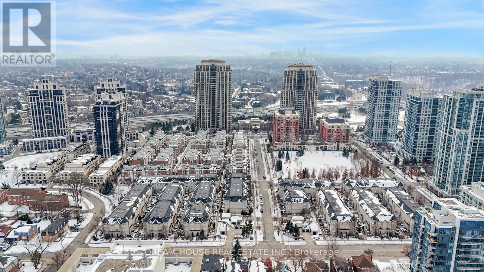1008 - 5 Everson Drive, Toronto, ON - Outdoor With View