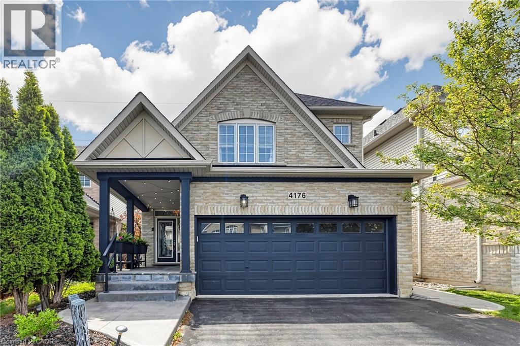 4176 Saunders Crescent, Burlington, ON - Outdoor With Facade