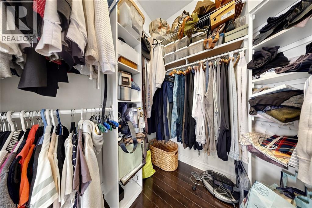 4176 Saunders Crescent, Burlington, ON - Indoor With Storage