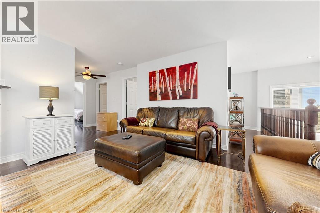 4176 Saunders Crescent, Burlington, ON - Indoor Photo Showing Living Room