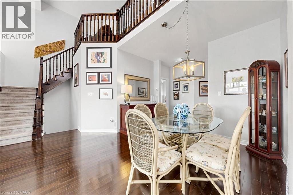 4176 Saunders Crescent, Burlington, ON - Indoor Photo Showing Dining Room