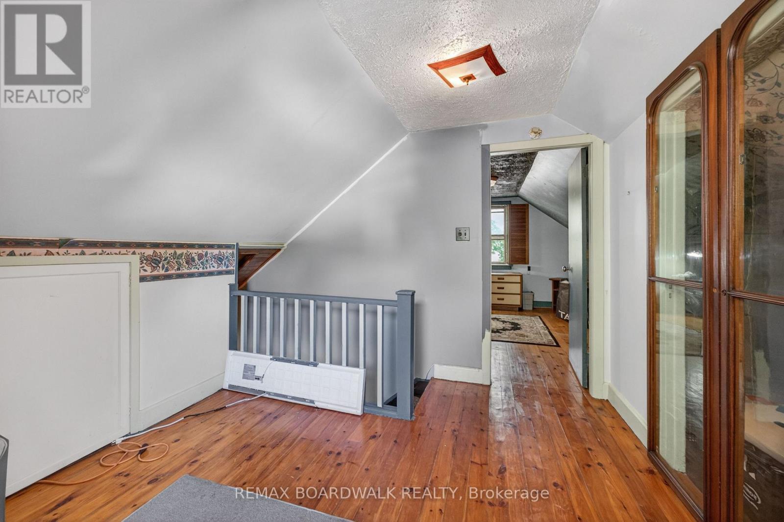 2nd Level Loft - 92 Orvigale Road, Ottawa, ON - Indoor Photo Showing Other Room
