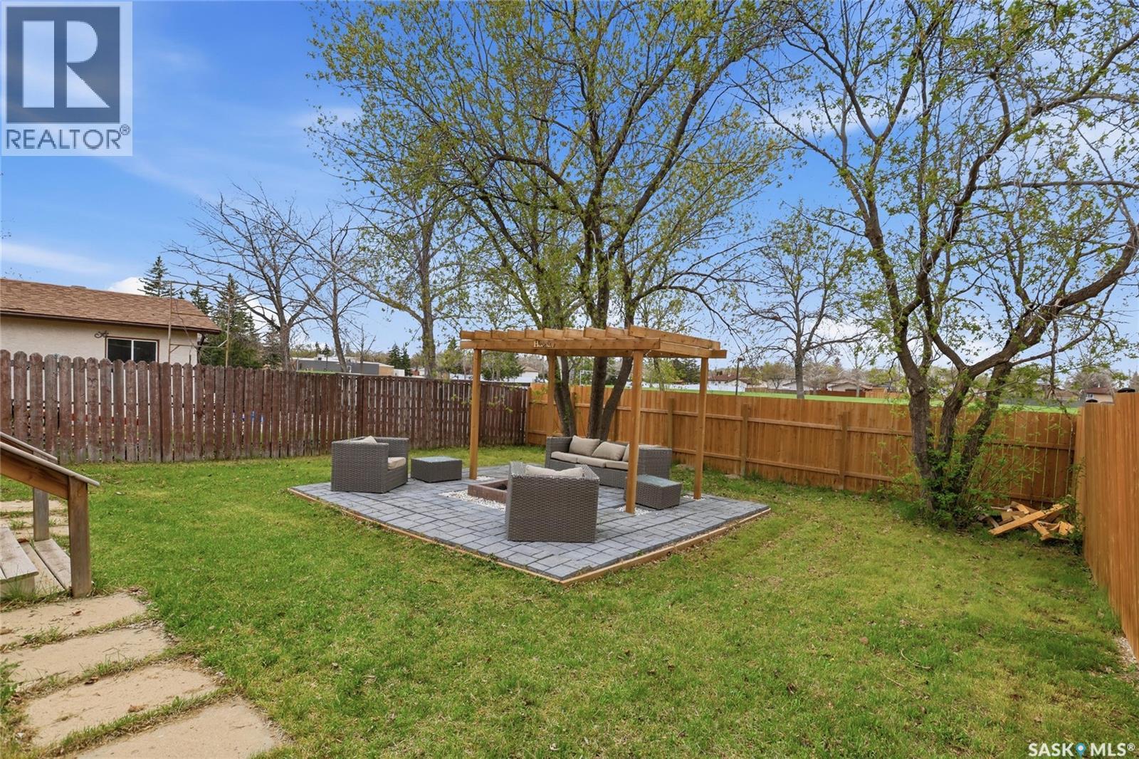 782 Hayworth Crescent N, Regina, SK - Outdoor With Deck Patio Veranda With Backyard