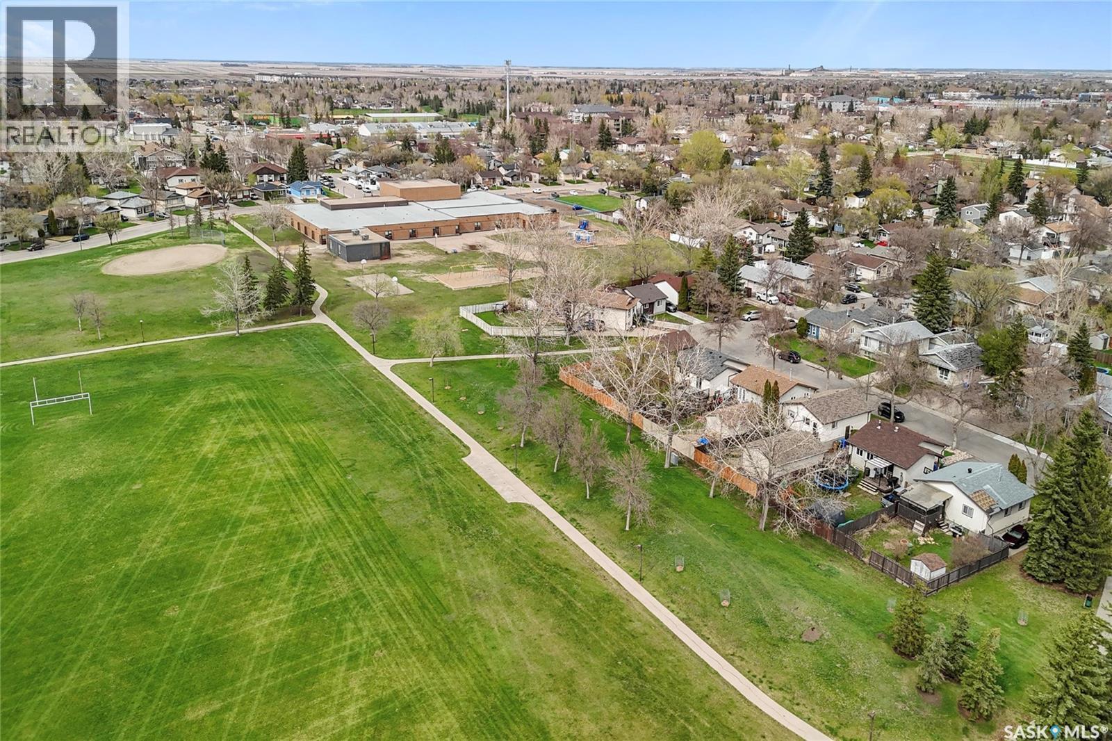 782 Hayworth Crescent N, Regina, SK - Outdoor With View