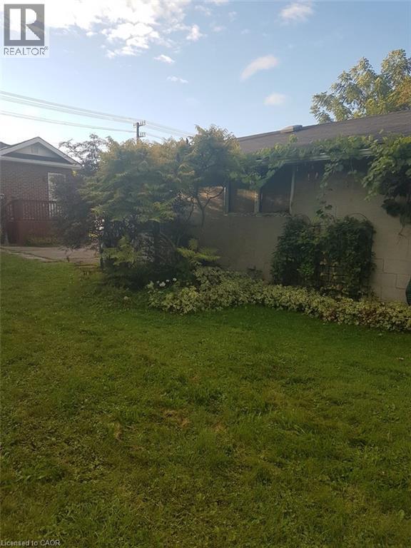 848 Upper Wellington Street, Hamilton, ON - Outdoor With View