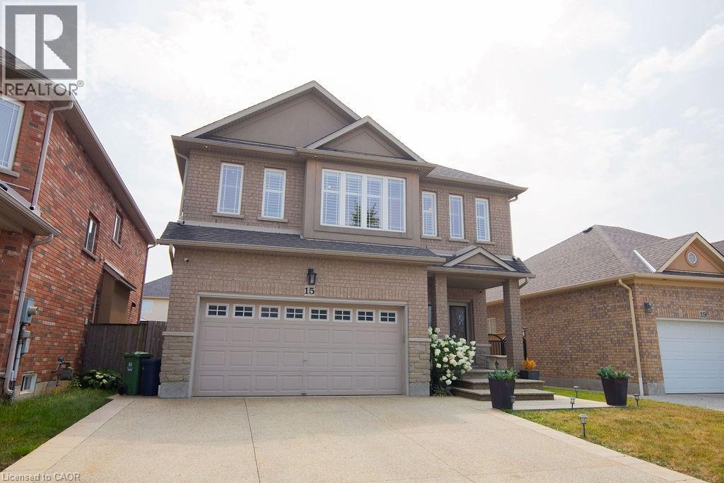 15 Meadowbank Drive, Hamilton, ON - Outdoor