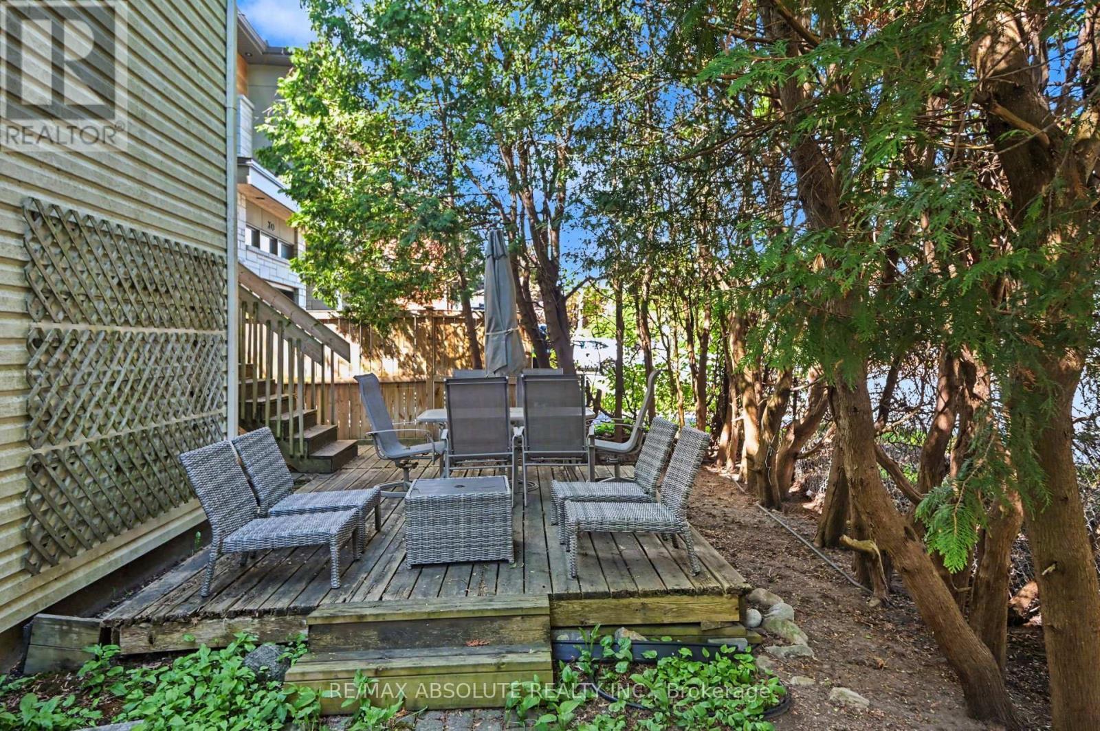 700 Tweedsmuir Avenue, Ottawa, ON - Outdoor With Deck Patio Veranda