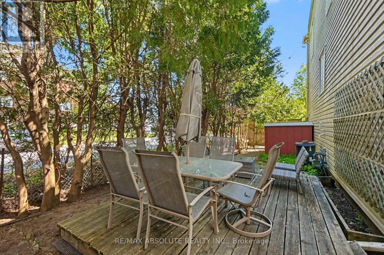700 Tweedsmuir Avenue, Ottawa, ON - Outdoor With Deck Patio Veranda