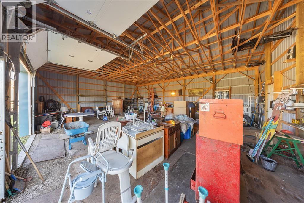 1224 Brigden Road, Sombra, ON - Indoor