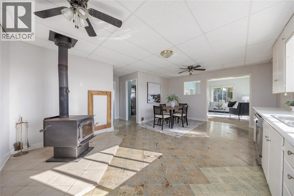 1224 Brigden Road, Sombra, ON - Indoor Photo Showing Kitchen