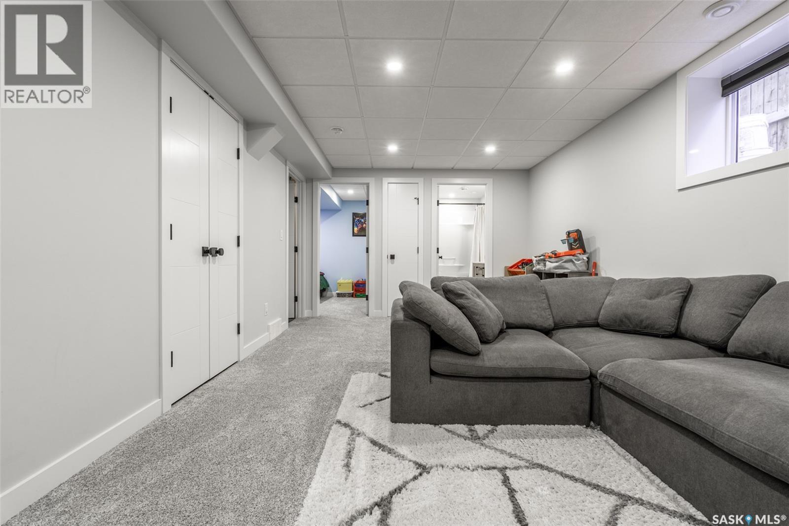 4119 33Rd Street W, Saskatoon, SK - Indoor