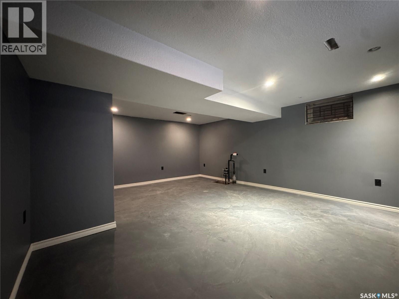 646 Retallack Street, Regina, SK - Indoor
