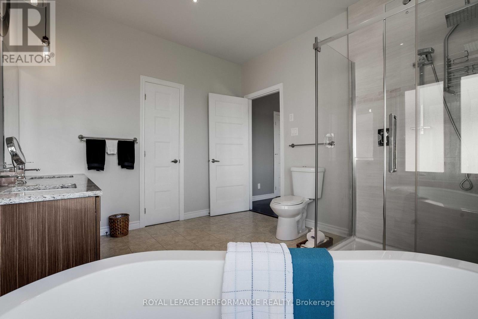 88 Pendleton Street, Champlain, ON - Indoor Photo Showing Bathroom