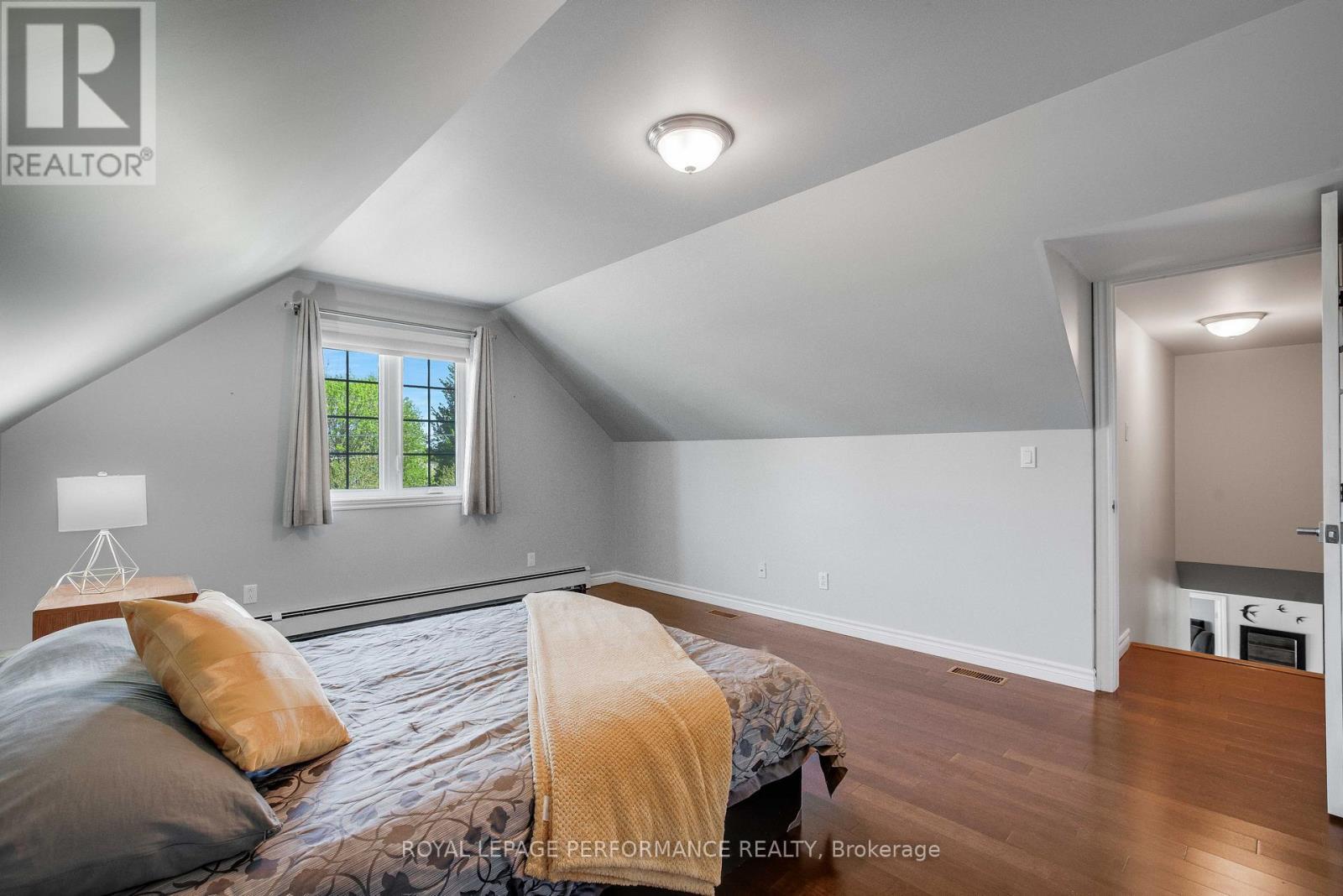 88 Pendleton Street, Champlain, ON - Indoor Photo Showing Bedroom