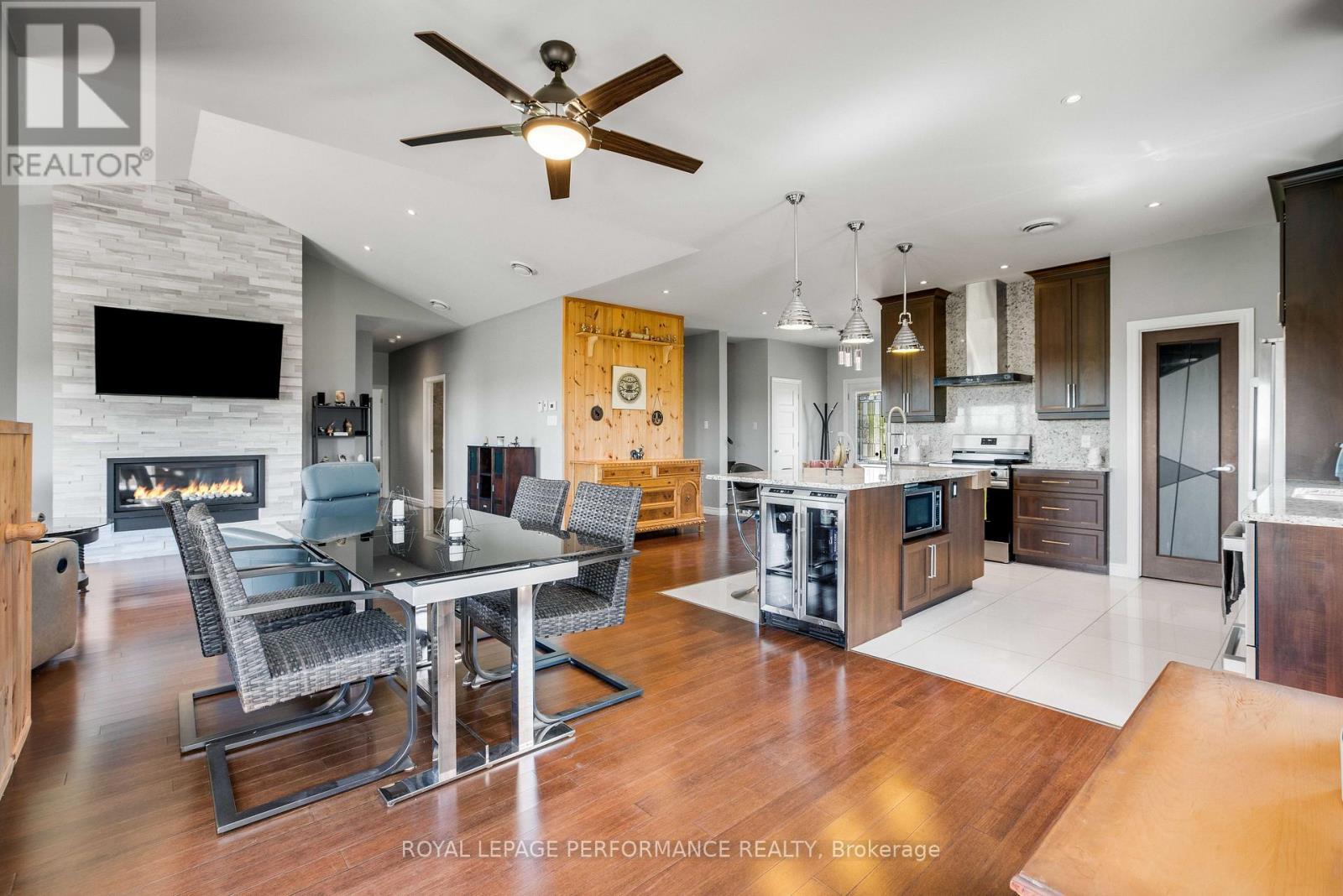 88 Pendleton Street, Champlain, ON - Indoor With Fireplace