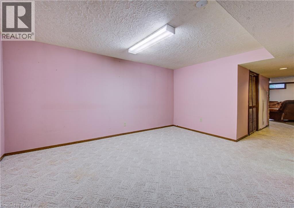 119 Martinglen Crescent, Kitchener, ON - Indoor Photo Showing Other Room