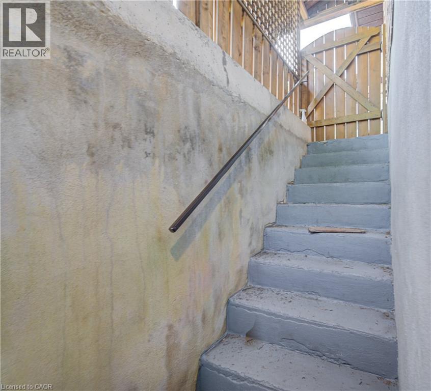 119 Martinglen Crescent, Kitchener, ON - Indoor Photo Showing Other Room