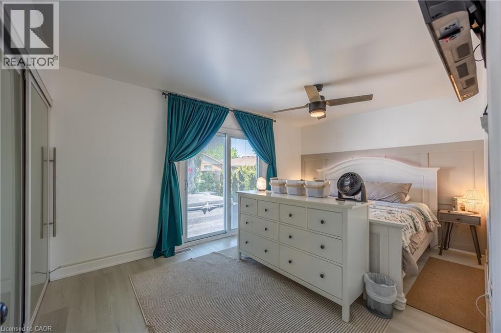 12 Westdale Avenue, Port Dover, ON - Indoor Photo Showing Bedroom