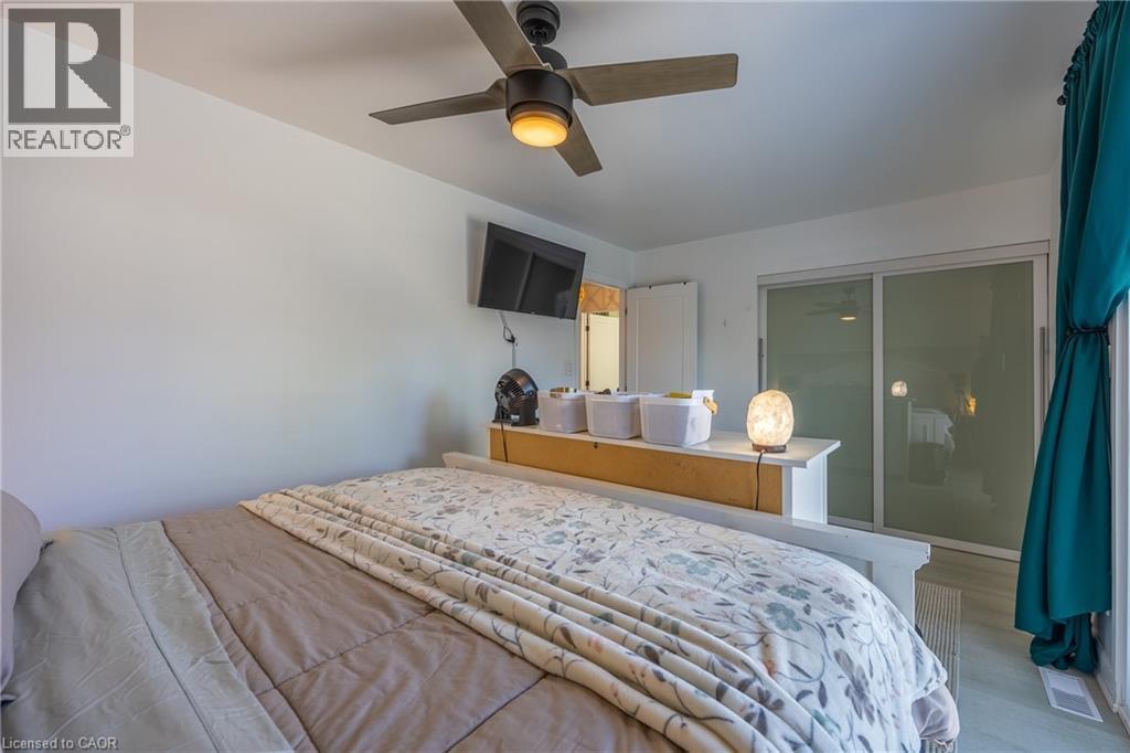 12 Westdale Avenue, Port Dover, ON - Indoor Photo Showing Bedroom