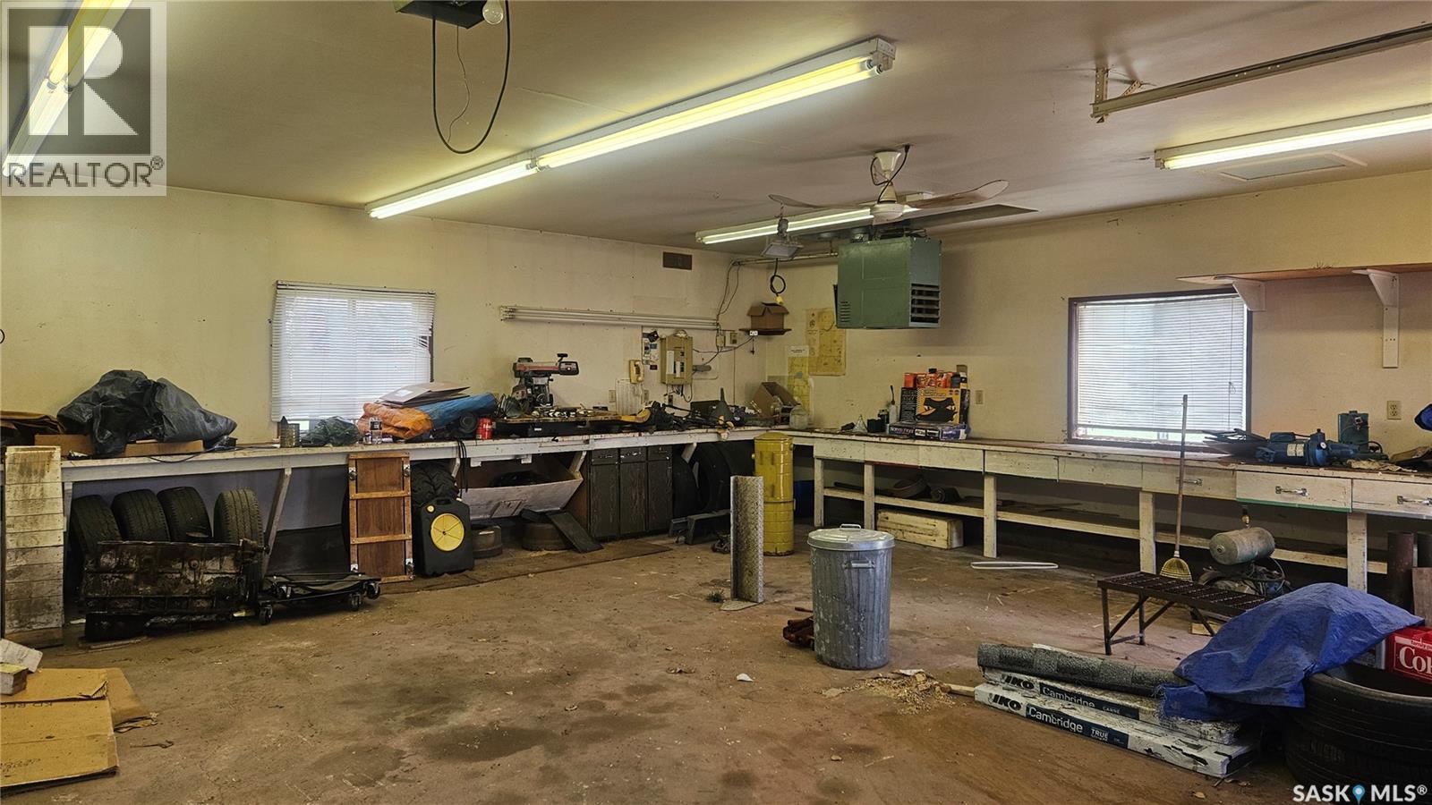 612-614 3Rd Avenue, Cudworth, SK - Indoor