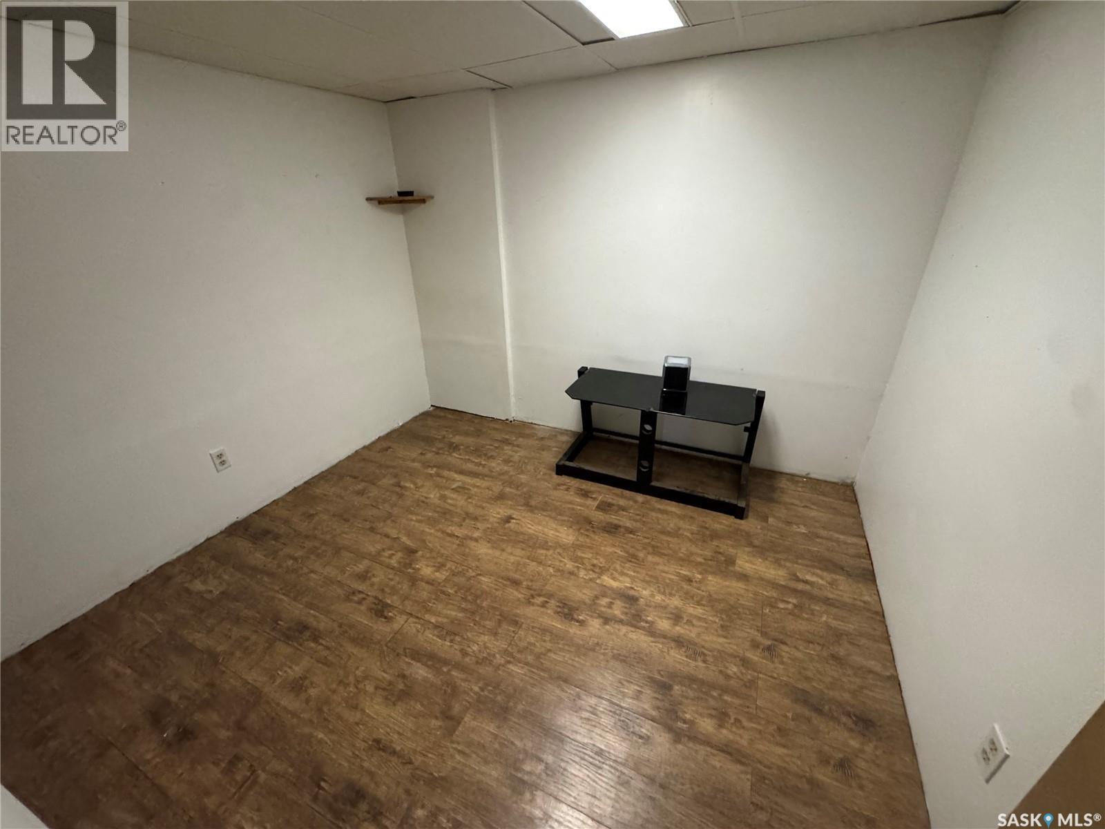 620 2Nd Avenue, Raymore, SK - Indoor