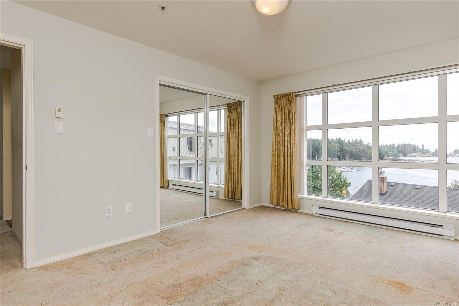 #304-75 Bryden St, Nanaimo, BC - Indoor Photo Showing Other Room