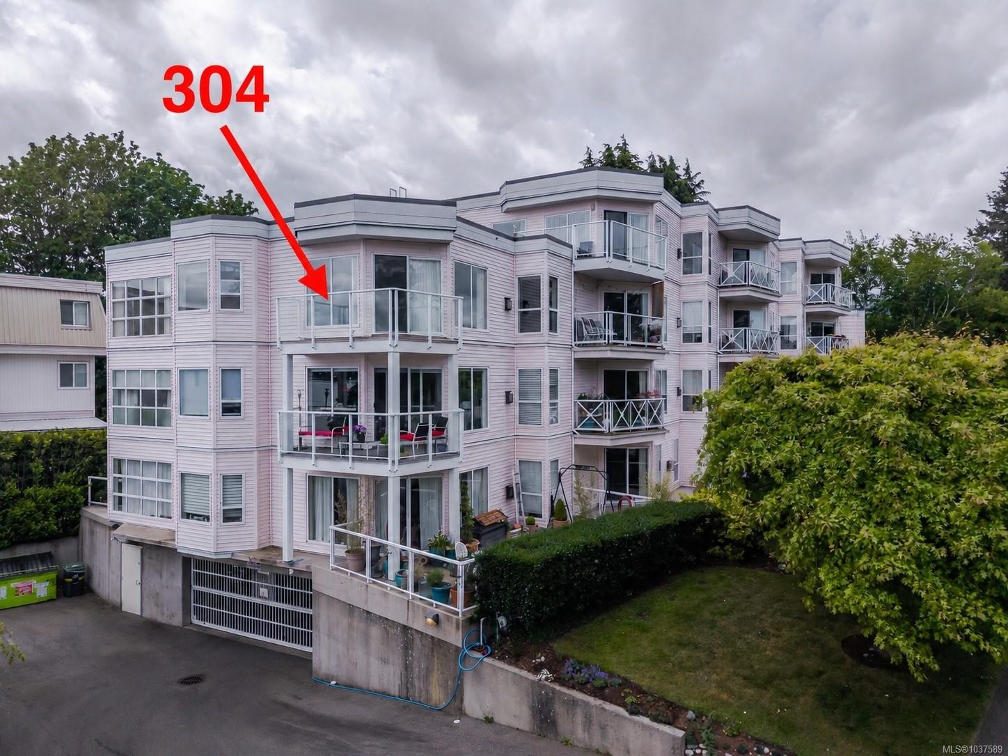 #304-75 Bryden St, Nanaimo, BC - Outdoor