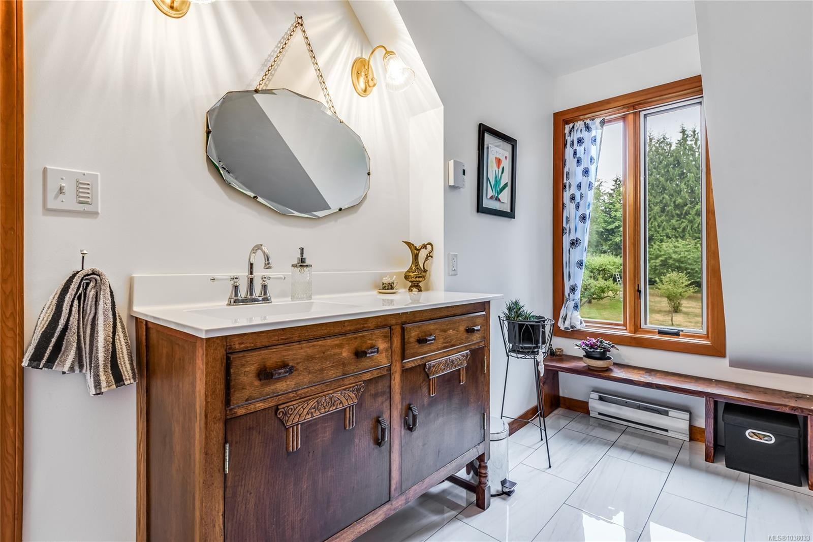 2245 Schulz Rd, Black Creek, BC
