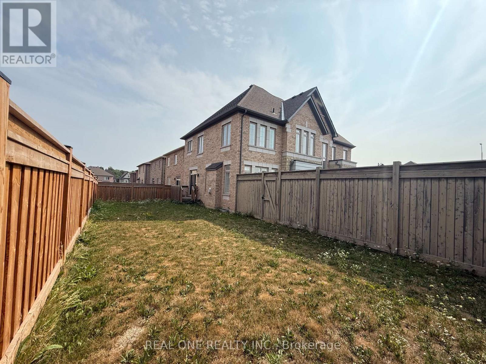 39 Mowder Drive, Aurora, ON - Outdoor