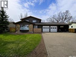 528 Dieppe DRIVE Weyburn, SK S4H 2Y2
