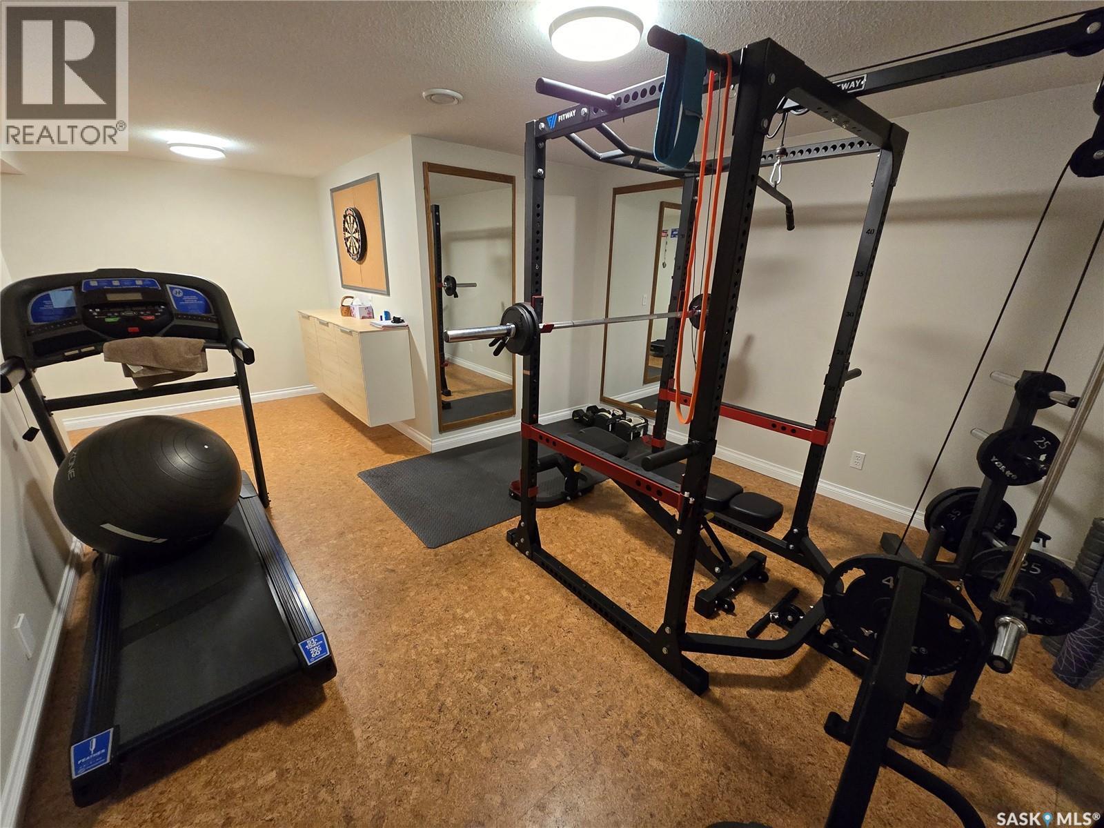 528 Dieppe Drive, Weyburn, SK - Indoor Photo Showing Gym Room