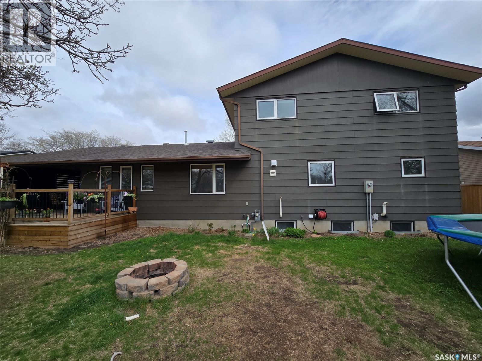 528 Dieppe Drive, Weyburn, SK - Outdoor With Deck Patio Veranda With Exterior