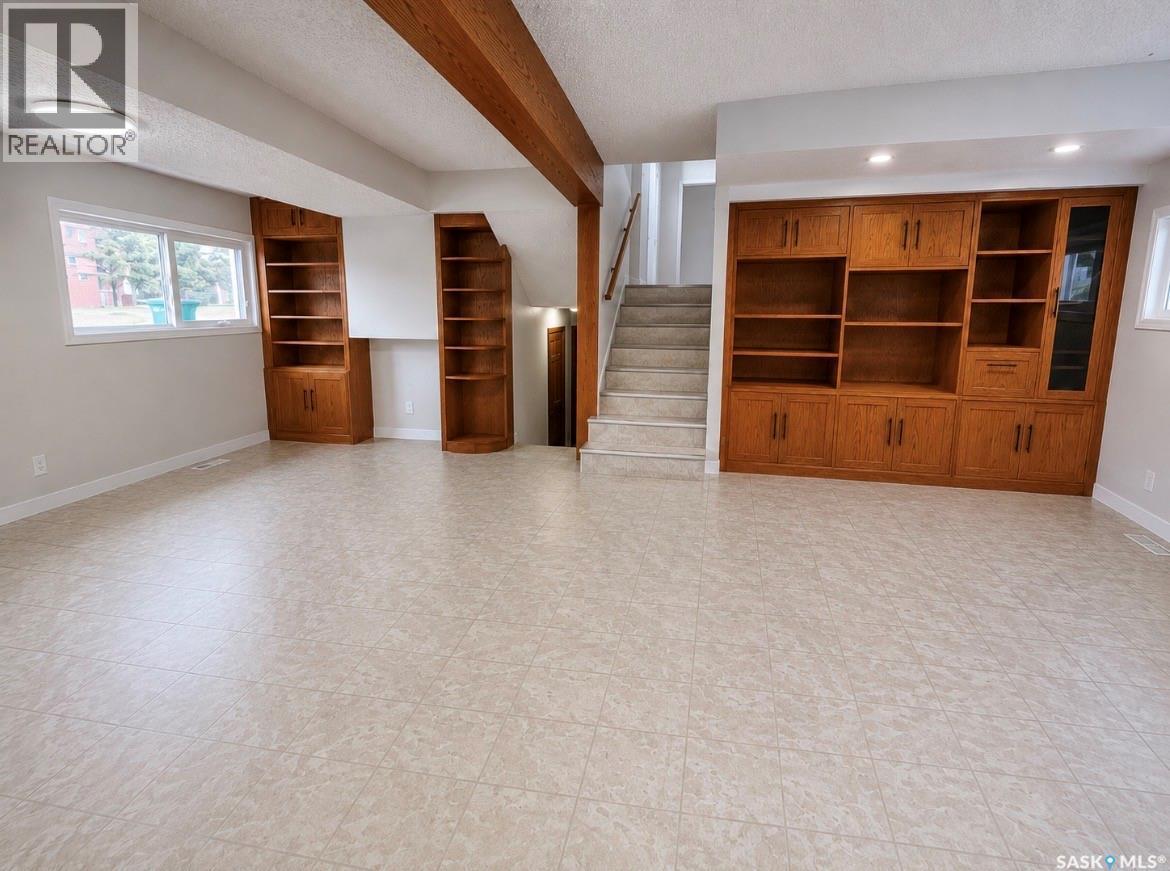 1510 Mckercher Drive, Saskatoon, SK - Indoor Photo Showing Other Room