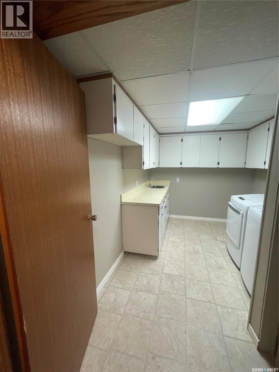 1510 Mckercher Drive, Saskatoon, SK - Indoor