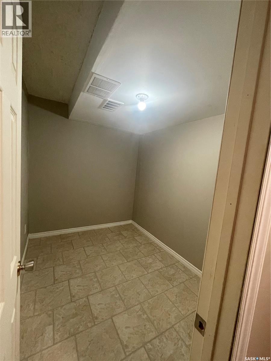 1510 Mckercher Drive, Saskatoon, SK - Indoor Photo Showing Other Room
