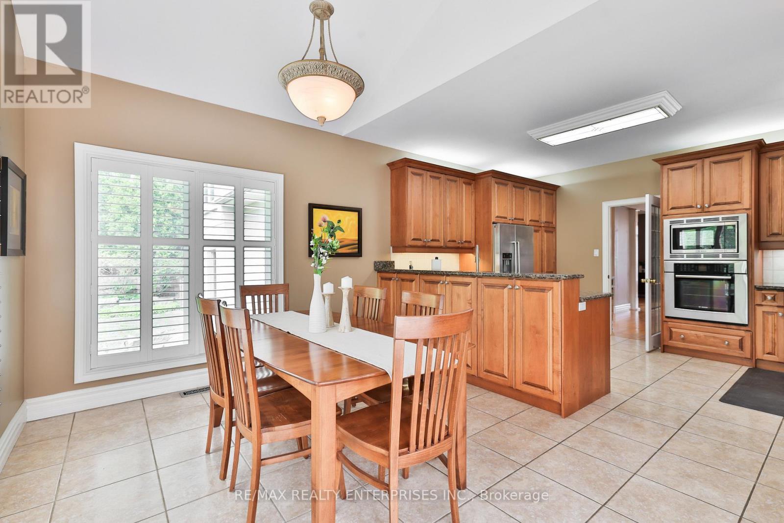 1832 Chesbro Court, Mississauga, ON - Indoor Photo Showing Other Room
