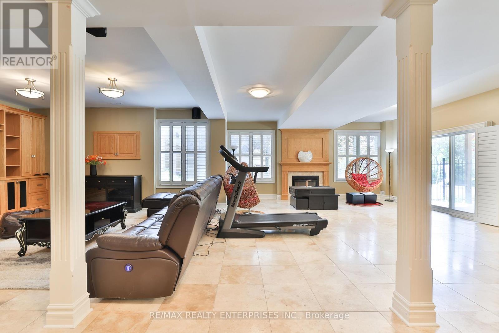 1832 Chesbro Court, Mississauga, ON - Indoor With Fireplace