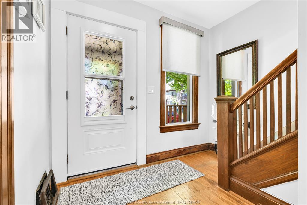 712 Gladstone, Windsor, ON - Indoor Photo Showing Other Room