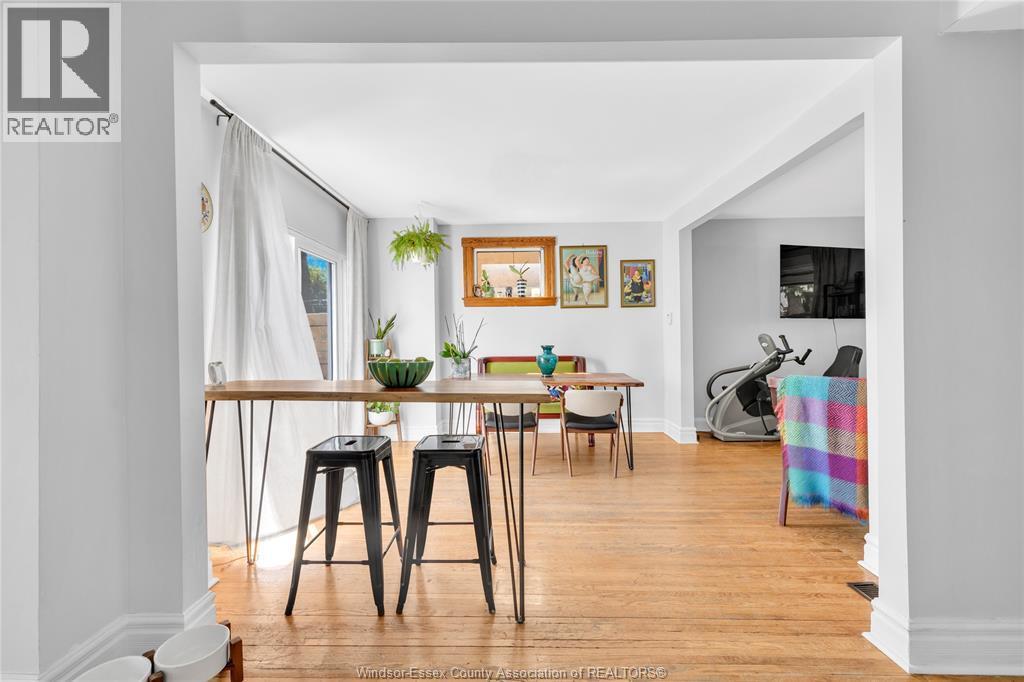 712 Gladstone, Windsor, ON - Indoor Photo Showing Other Room