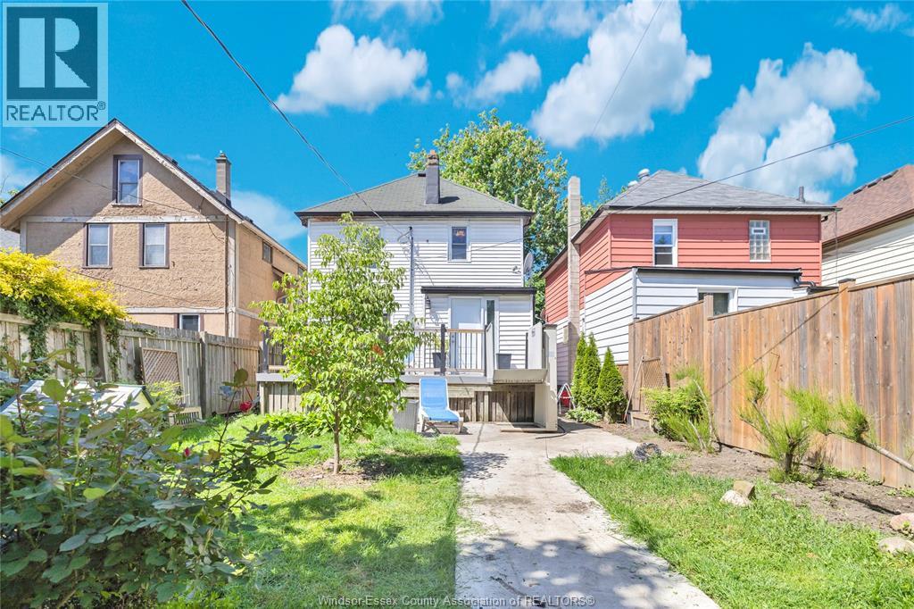 712 Gladstone, Windsor, ON - Outdoor