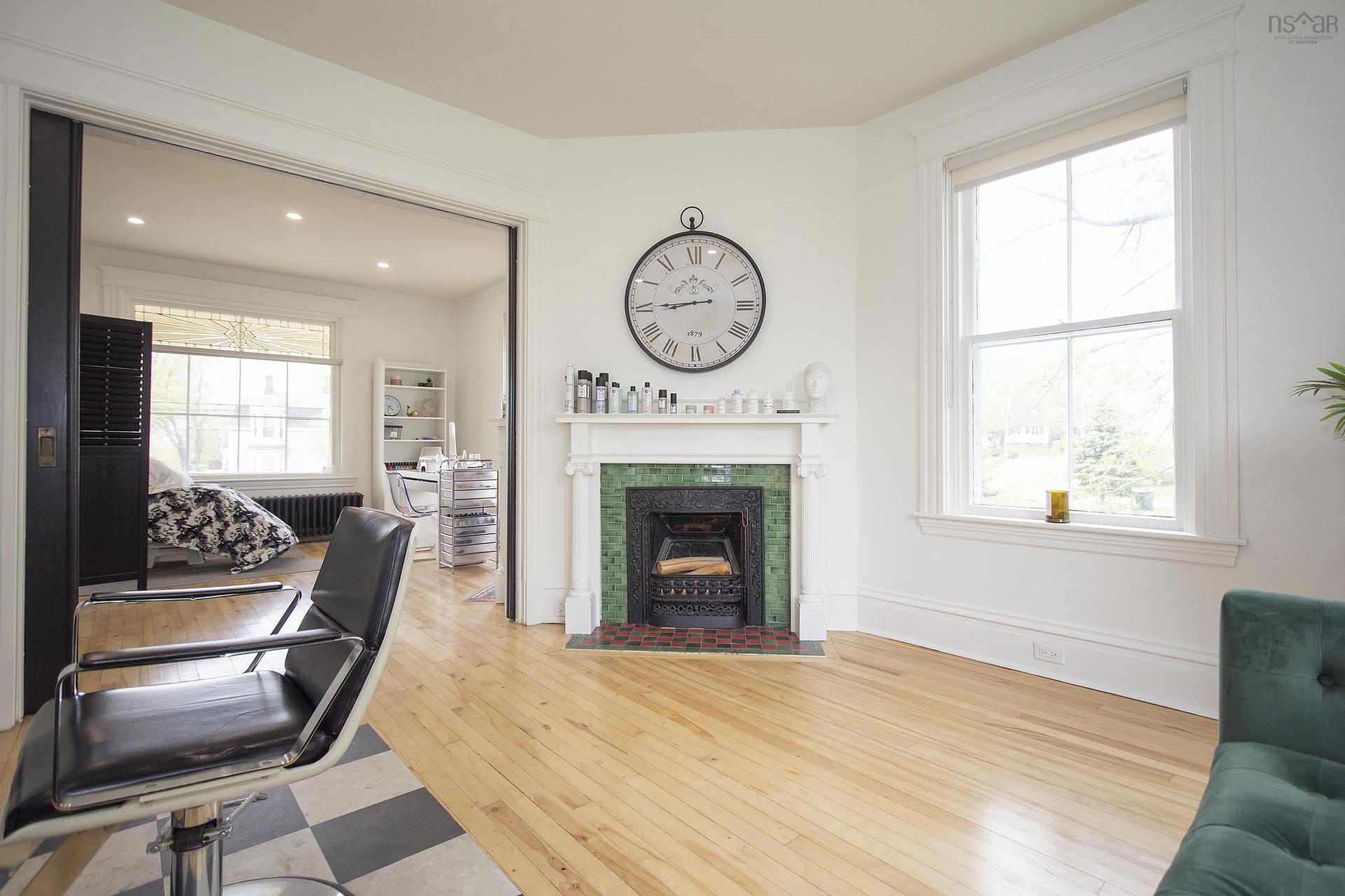 159 Victoria Street E, Amherst, NS