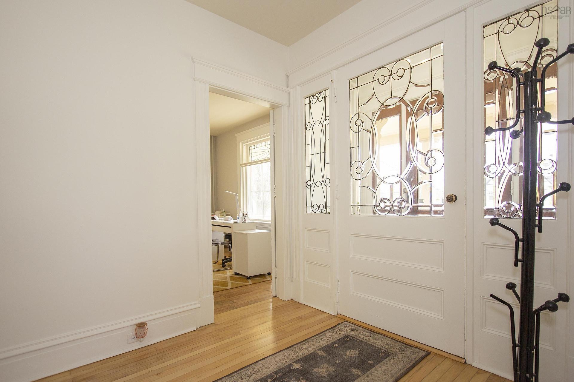 159 Victoria Street E, Amherst, NS