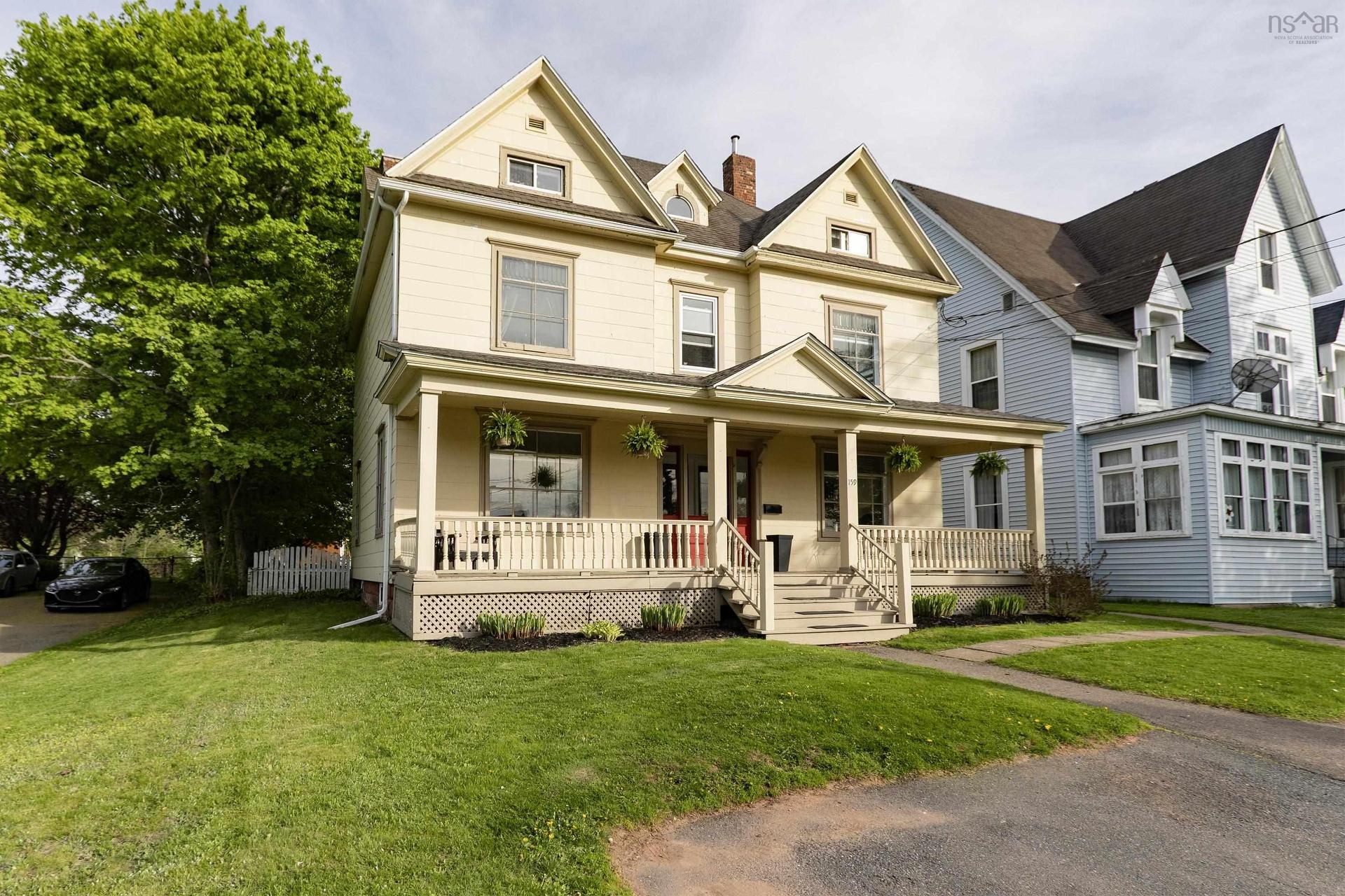 159 Victoria Street E, Amherst, NS