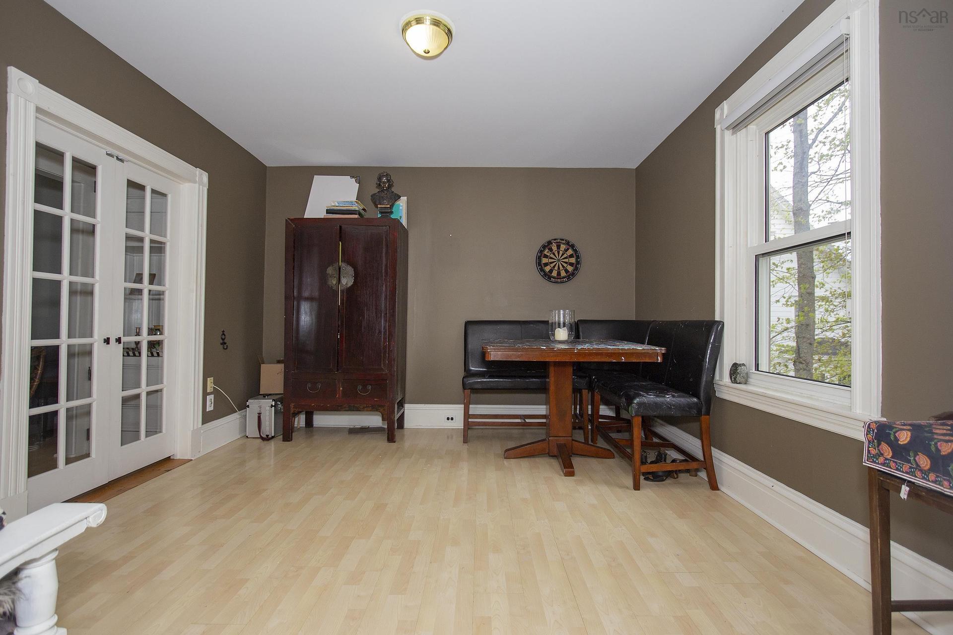159 Victoria Street E, Amherst, NS