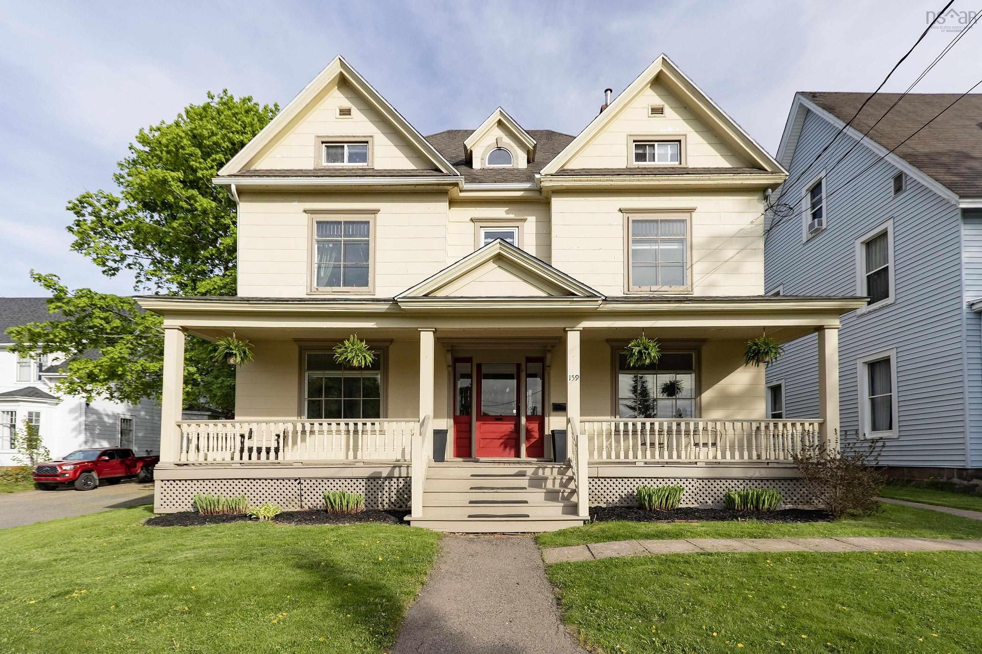 159 Victoria Street E, Amherst, NS