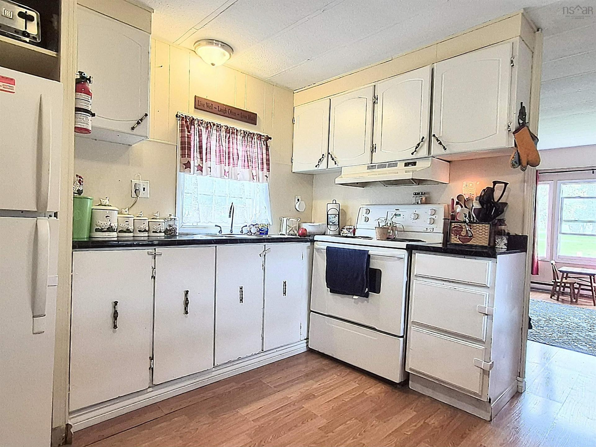 10 Bayview Drive, Amherst, NS