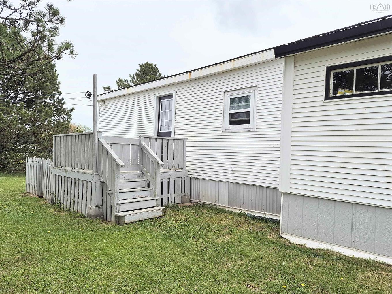 10 Bayview Drive, Amherst, NS