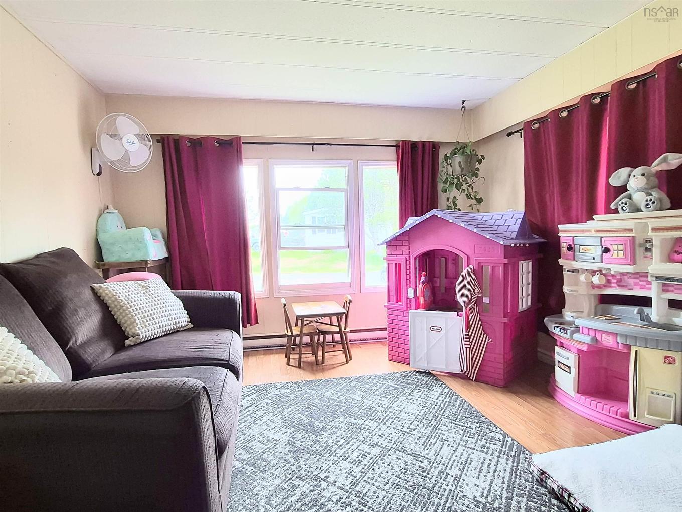 10 Bayview Drive, Amherst, NS
