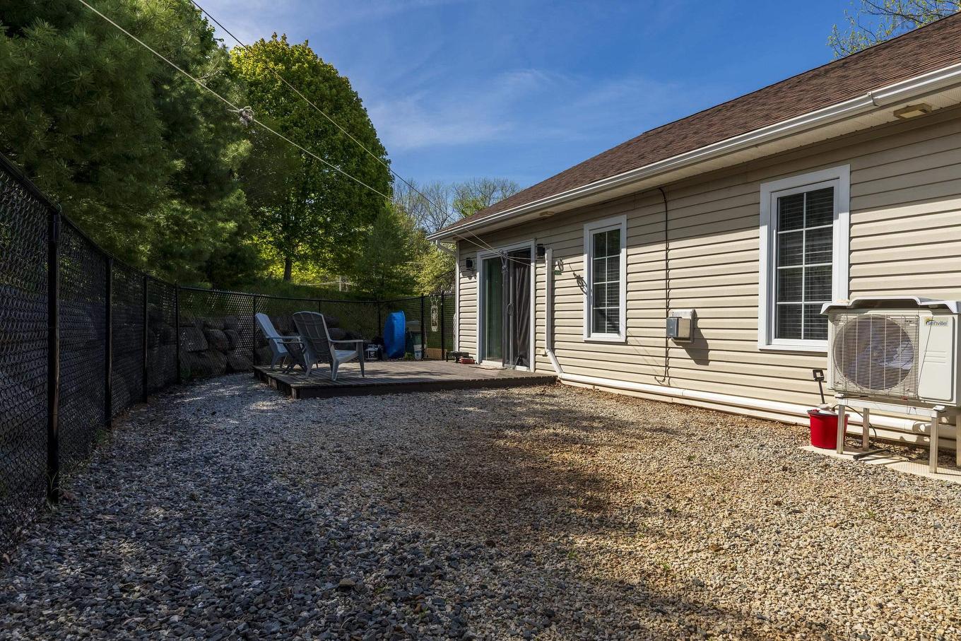 277 Victoria Road, Lunenburg, NS