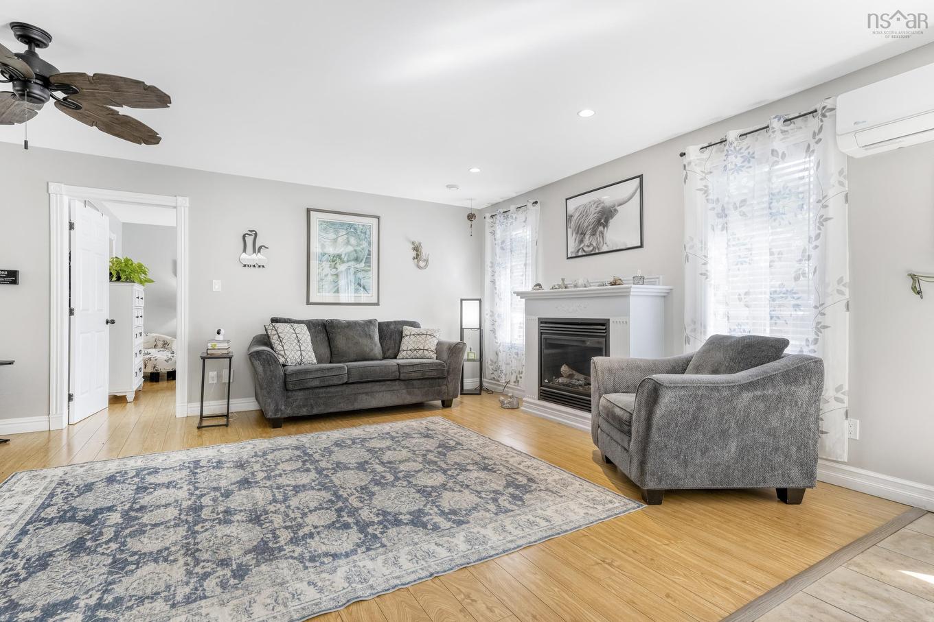 277 Victoria Road, Lunenburg, NS
